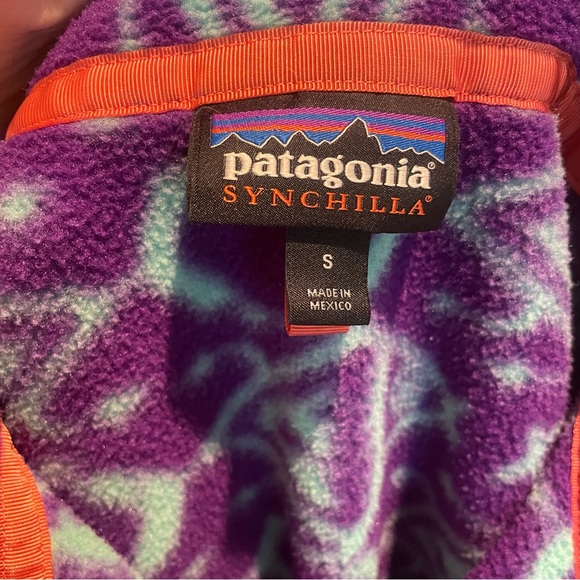 Patagonia Women’s Synchilla Ikat Big Fish Snap Pullover Fleece - Picture 7 of 11